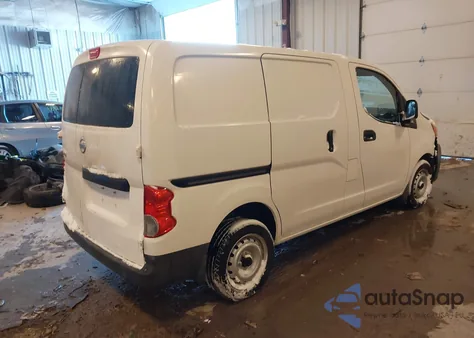 2015 Nissan Nv200 S z USA, uszkodzony, nr VIN 3N6CM0KN0FK702246